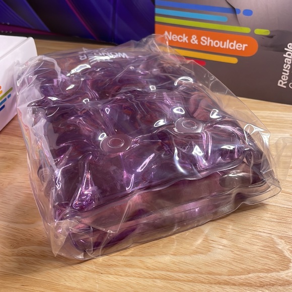 The Wonder Pax Neck & Shoulder Reusable Cool/Warm Gel Pack New In Box - Picture 5 of 12